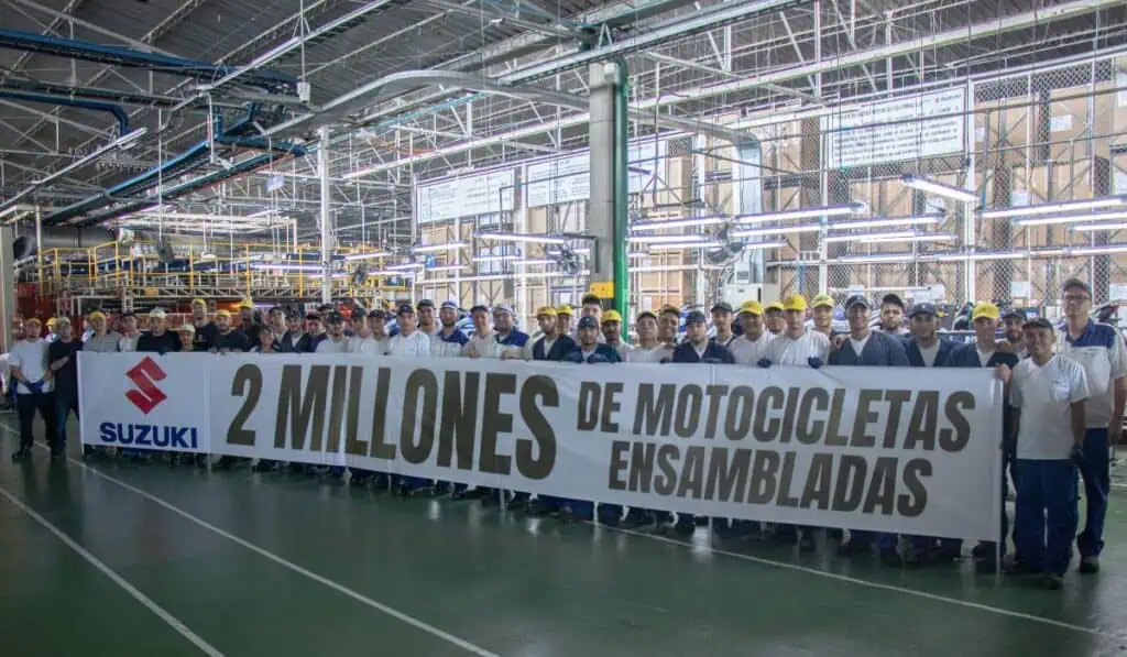 Suzuki ensambla la motocicleta número 2 millones en Colombia y marca un nuevo capítulo en su historia Suzuki ensambla la motocicleta número 2 millones en Colombia