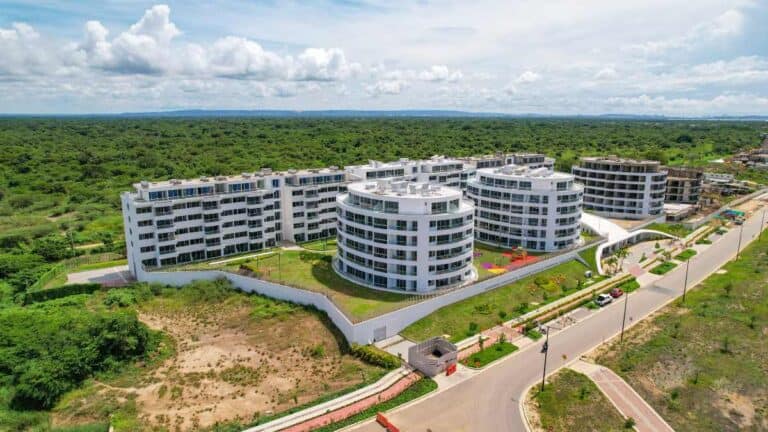 Colombianos en el exterior impulsan la compra de vivienda nueva en 2025