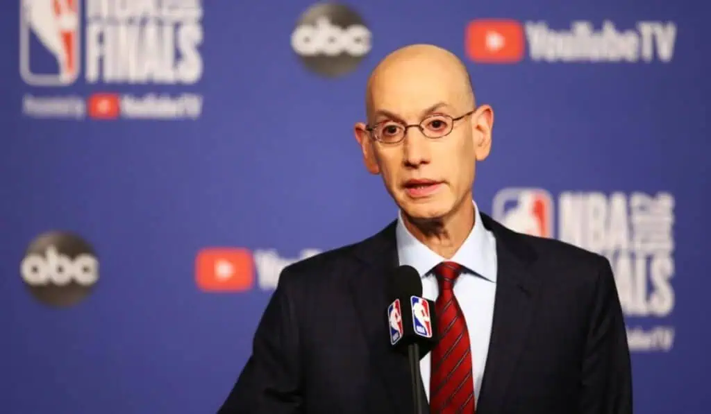 La NBA busca alianzas con clubes de fútbol para expandirse hacia Europa: Dos poderosos bancos la respaldarían Adam Silver