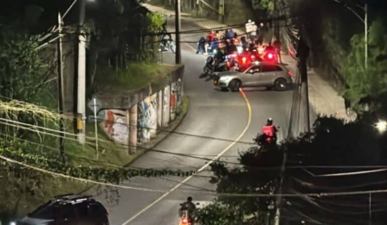 Atención | Fico’ Gutiérrez confirma atentado de las FARC en Medellín: esto se sabe