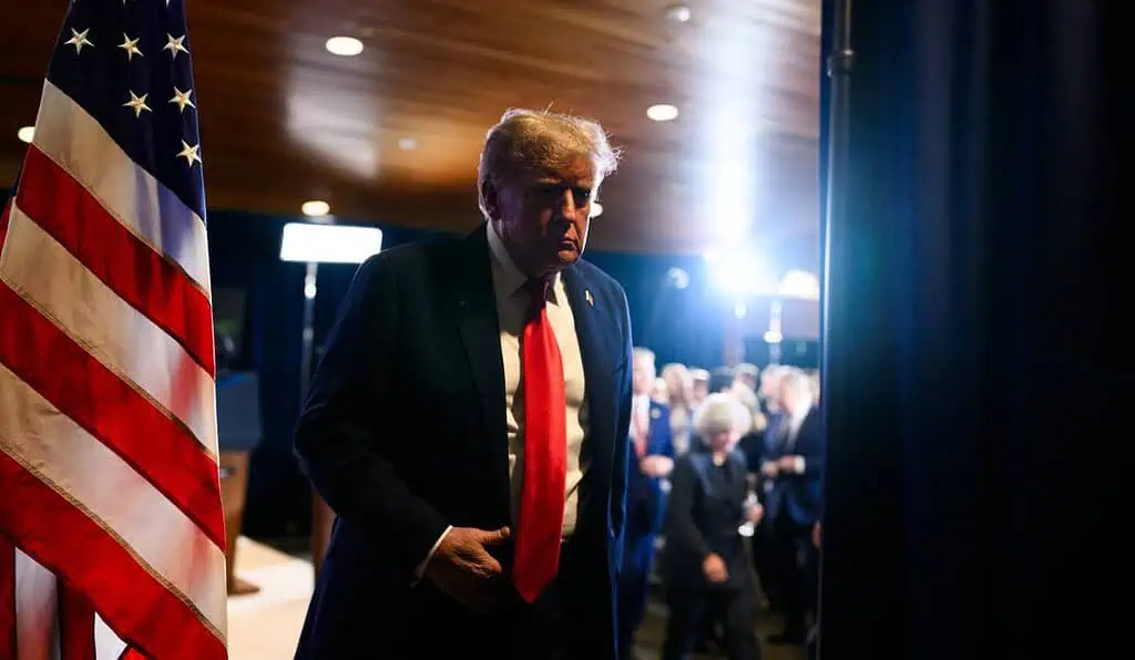 Confianza del consumidor en EE. UU. vuelve a caer en septiembre Donald Trump