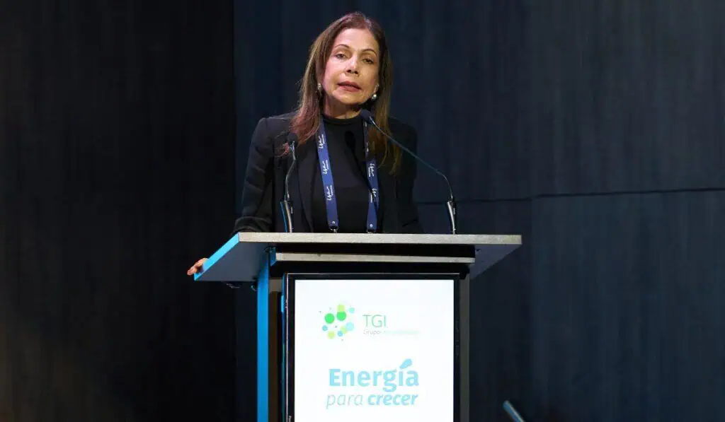 Regulación clave para comunidades energéticas se expedirá en 2025, confirma la CREG CREG