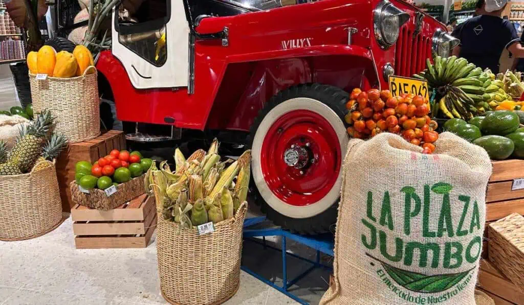 Cencosud invirtió US$40 millones en la renovación del centro comercial Limonar de Cali y su tienda Jumbo Cencosud