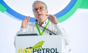 Gobierno Petro defiende la transición energética como una obligación: revela apuestas fuentes renovables