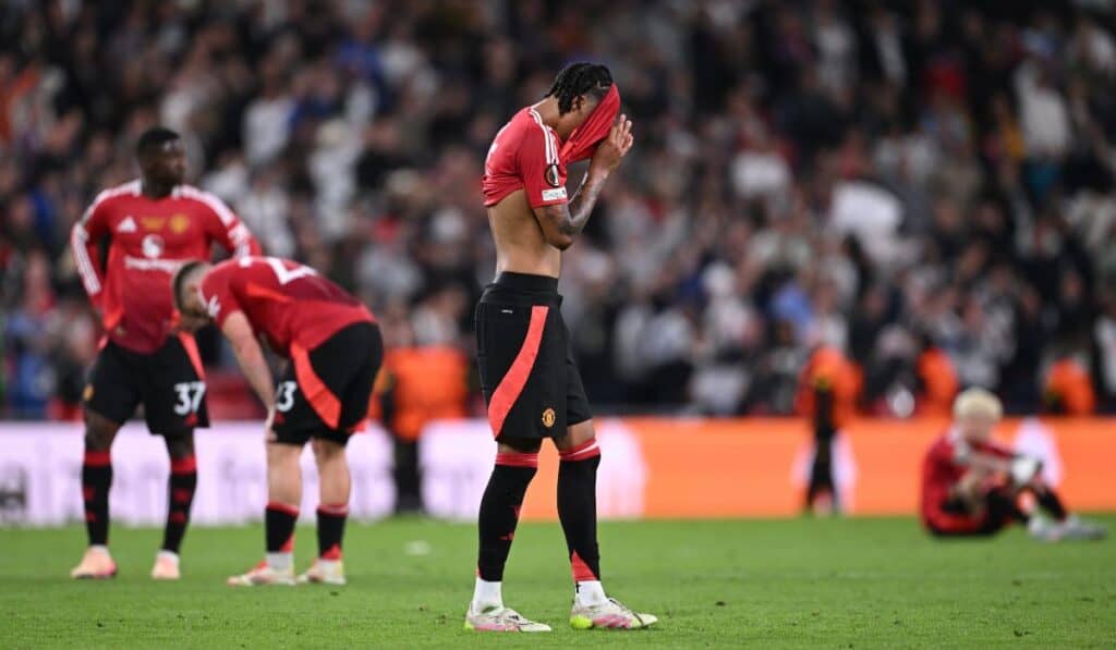 Manchester United reduce pérdidas un 70 %, pero sigue sin levantar cabeza en el fútbol inglés