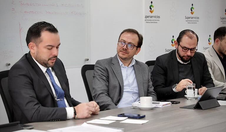 Gobierno Petro anunció medidas y mesa permanente para evitar crisis de energía en la costa Caribe