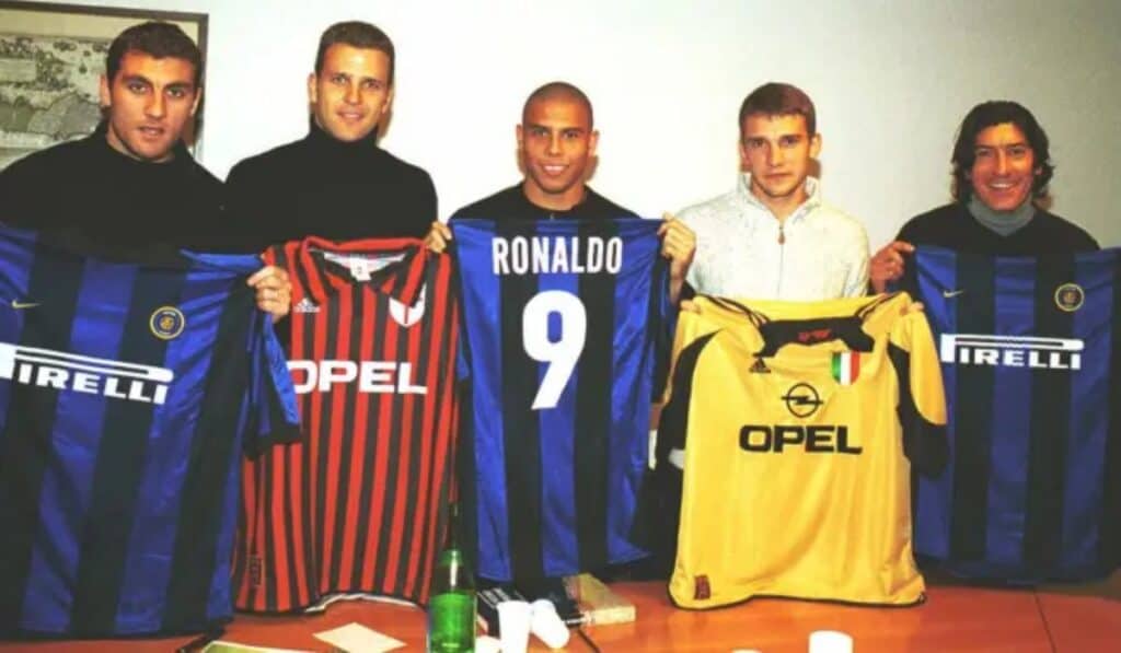 Así fue como el ‘1+8’ de Iván Zamorano se convirtió en la camiseta más vendida en la historia del fútbol italiano