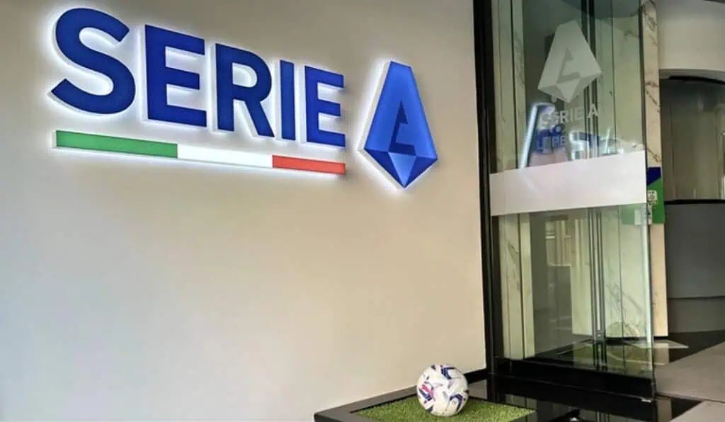 Figura del fútbol colombiano firma con un histórico club italiano y revoluciona la Serie A Así es el plan de JP Morgan en el fútbol italiano para aumentar el valor de la Serie A