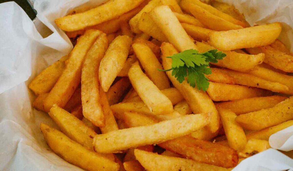 Afectación de producción de papa frita en Colombia por decisión internacional