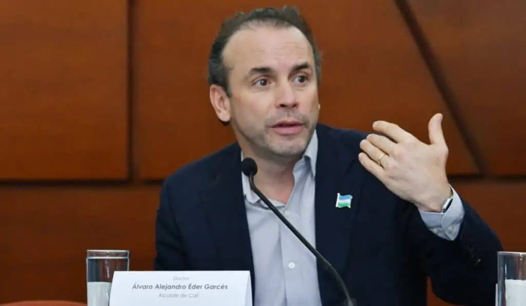 Entrevista | Alcalde de Cali reveló estado del Tren de Cercanías del Valle; destacó cifra histórica de inversión Alcalde de Cali, Alejandro Eder