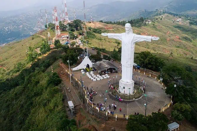 Planes económicos en Cali más allá de la salsa Cristo Rey, Cali. Foto: tomada de TripAdvisor.