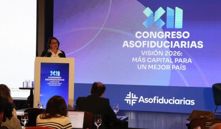 Colombia prepara decreto para que fondos de pensiones inviertan más en el mercado local