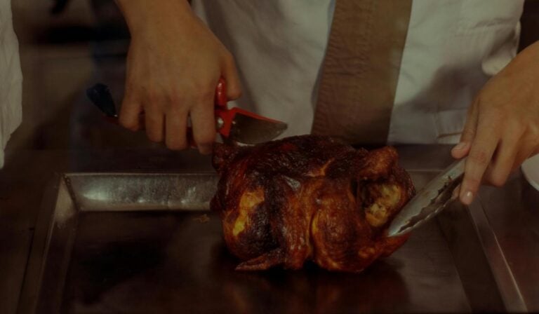Este es el supermercado que vende el pollo asado más barato