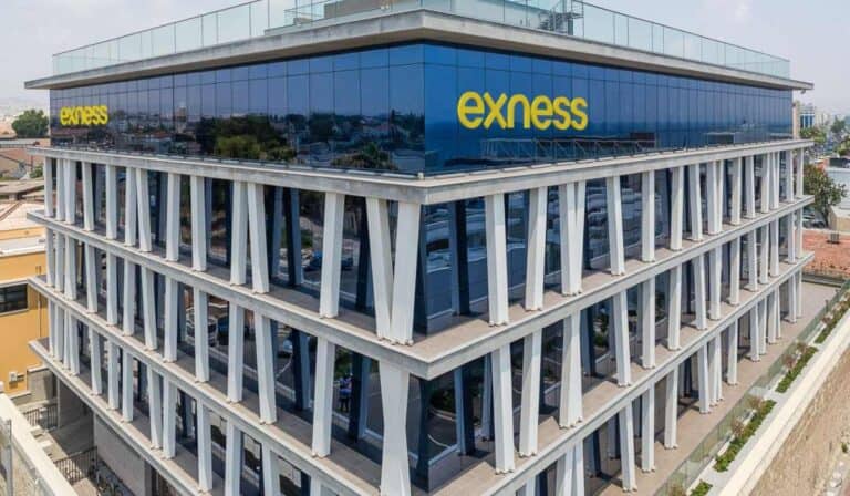 Exness