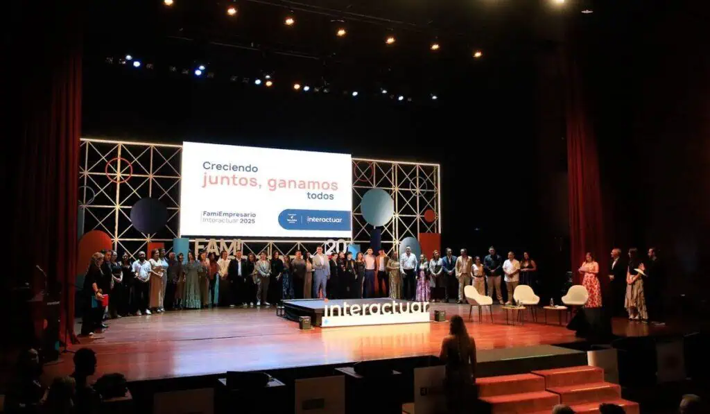 Famiempresario 2025: Interactuar reveló ganadores y sus historias de impacto Famiempresario 2025