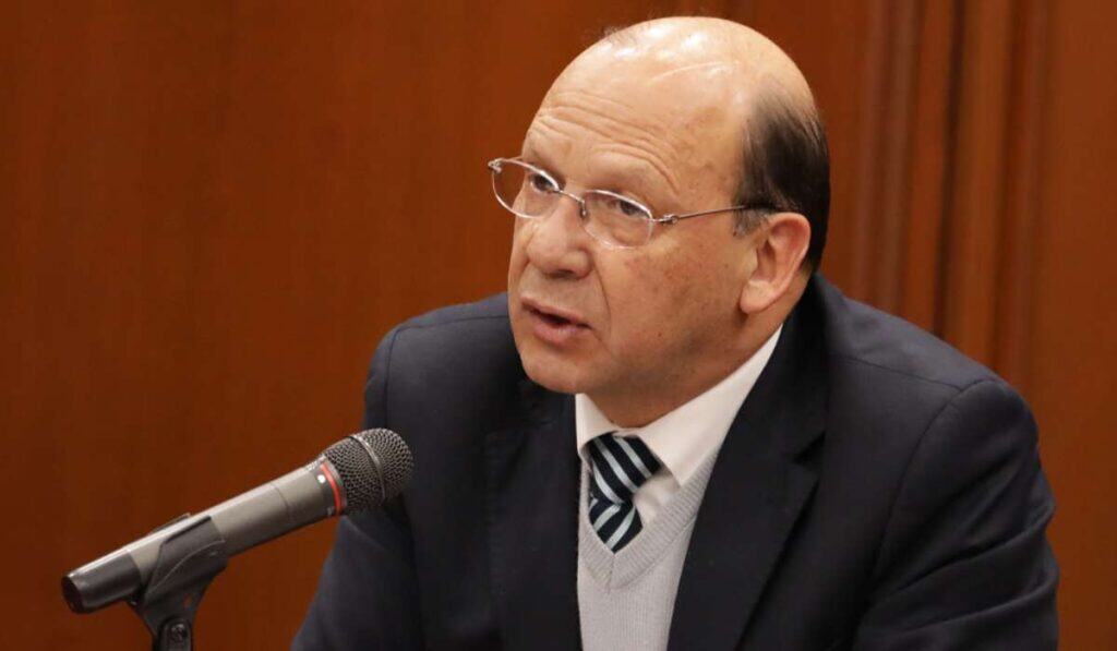 Germán Ávila, ministro de Hacienda