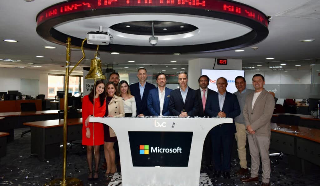 Lanzamiento de la acción de Microsoft en el Mercado Global Colombiano