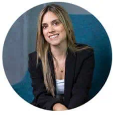 Grupo Éxito anuncia novedades en sus dos estrategias de ahorro para fin de año: promociones y descuentos Luz María Ferrer, vicepresidenta comercial y abastecimiento de Grupo Éxito.