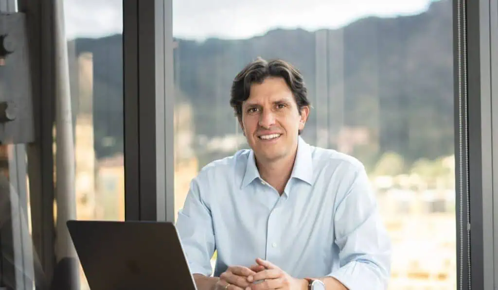 JumpCube, aliada de Amazon, fortalece su presencia en Colombia con planes de expansión en Latam Mauricio Lince, cofundador y CEO de JumpCube