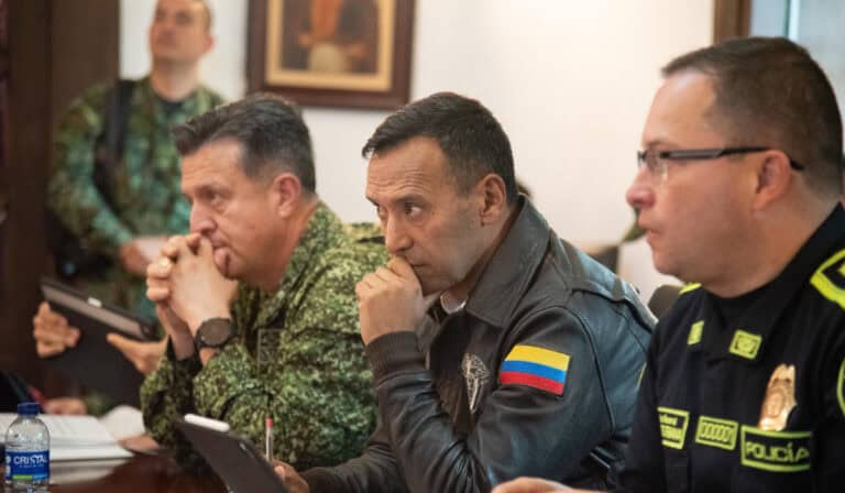 Colombia firmará este mes el contrato para la compra de los aviones Gripen Ministro de Defensa, Pedro Sánchez