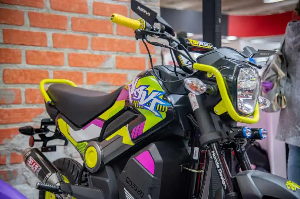Diseñador de Honda Japón destaca desde Colombia la visión global de la marca Honda estudia las particularidades culturales de América Latina para crear motocicletas que reflejen su identidad. Foto: cortesía Honda.