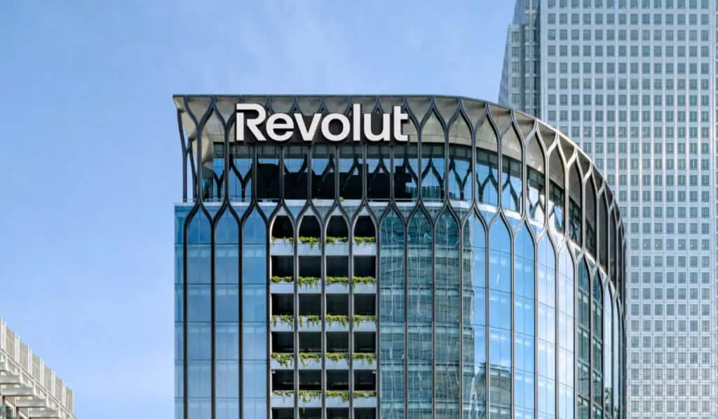 Neobanco Revolut abrió lista de espera para clientes y ya tiene app en Colombia Revolut