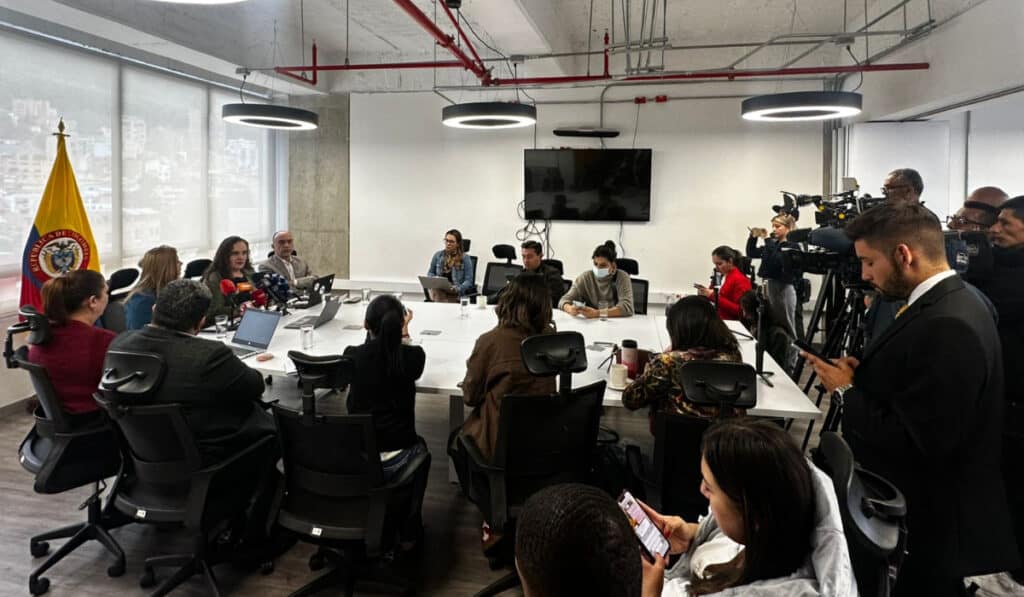 Rueda de prensa de la CRC