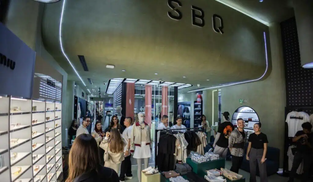 La compañía que logró atraer a Medellín marcas de lujo global como Cartier, YSL, Represent y Fugazzi SBQ, un ecosistema fundado en 2011