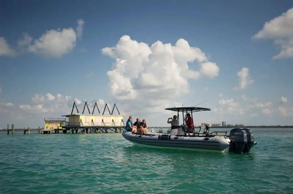 Arte, gastronomía, el regreso de icónico bar y nuevo hotel de la marca Hyatt: así inicia el otoño en Miami Tour por el mar de Miami. Foto: cortesía.