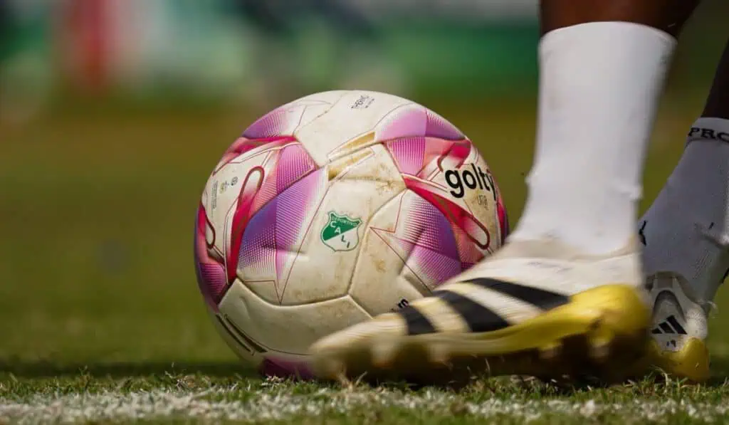 Histórico del fútbol colombiano confirma sorpresiva salida de su presidente de la Junta Directiva Estos son los pasivos del Deportivo Cali: ¿Cómo pagaría sus deudas?