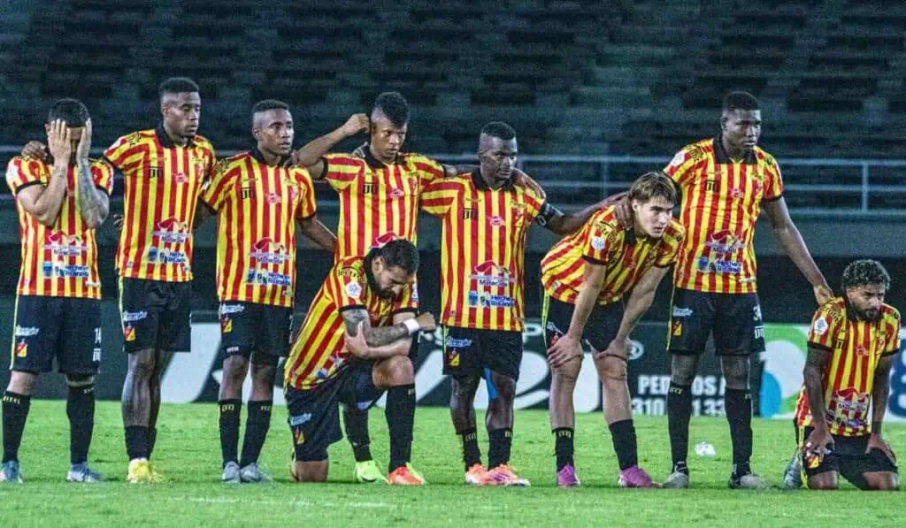 Deportivo Pereira en paro: Plantel se niega a jugar por falta de sueldo y seguridad social Deportivo Pereira en paro: Plantel se niega a jugar por falta de sueldo y seguridad social
