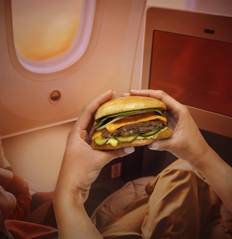 Insignia by Avianca, la nueva experiencia Business Class en vuelos hacia y desde Europa Hamburguesas de Home Burgers & Shakes. Foto: cortesía Avianca