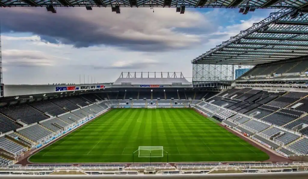 El nuevo estadio de Bogotá necesitará para su construcción casi US$250 millones más que el mítico San Siro El nuevo estadio de Bogotá necesitará casi US$250 millones más que el mítico San Siro de Italia para su construcción