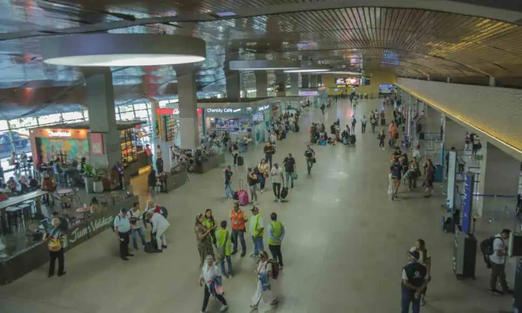Aeropuerto Rafael Núñez de Cartagena anunció la ampliación provisional de su sala nacional ANLA destraba licencia para avanzar en obras en aeropuerto de Cartagena