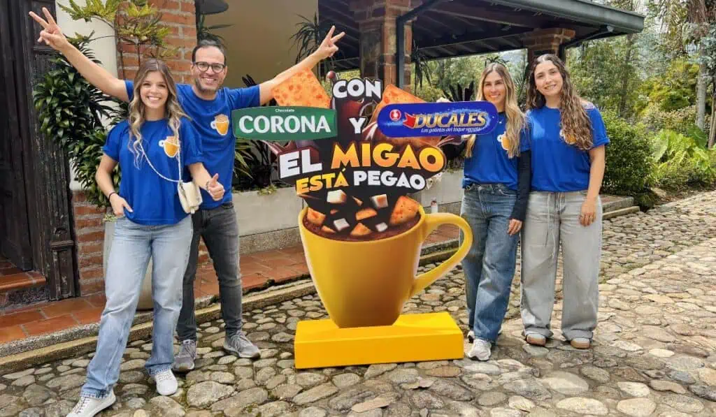 Así fue el cierre de la campaña entre Chocolate Corona y Galletas Ducales en Medellín Campaña 'El Migao está Pegao'