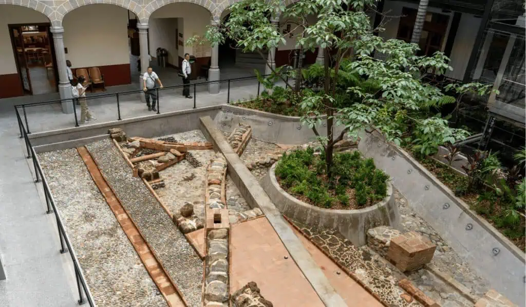 Continúa la restauración y desarrollo del Centro cultural Claustro Comfama: así avanza el proyecto Claustro Comfama