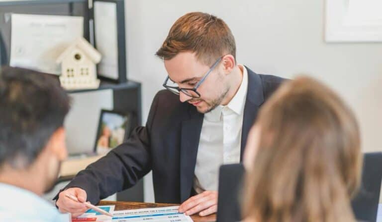 Compensar emitió titularización por $120.000 millones para ampliar acceso a crédito formal