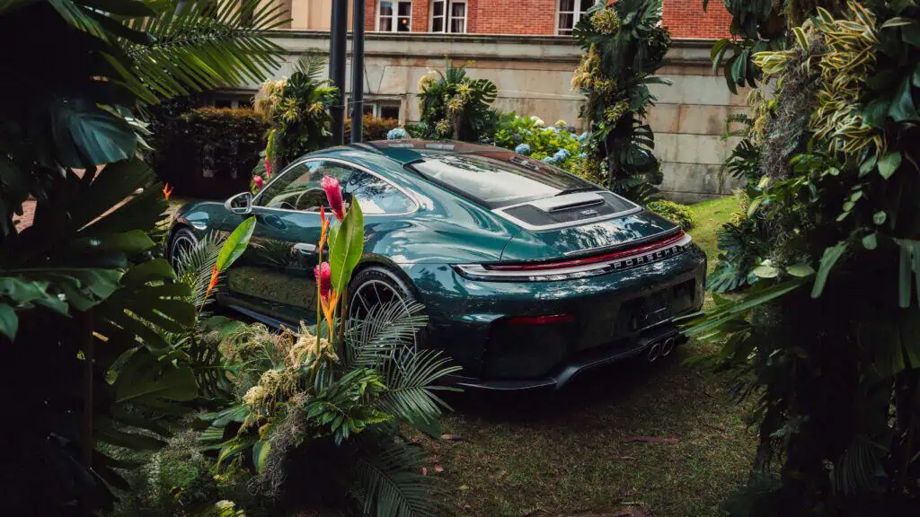 En Colombia se venderá la única versión de este Porsche Parte trasera del Porsche 911 GT3. Foto: cortesía.