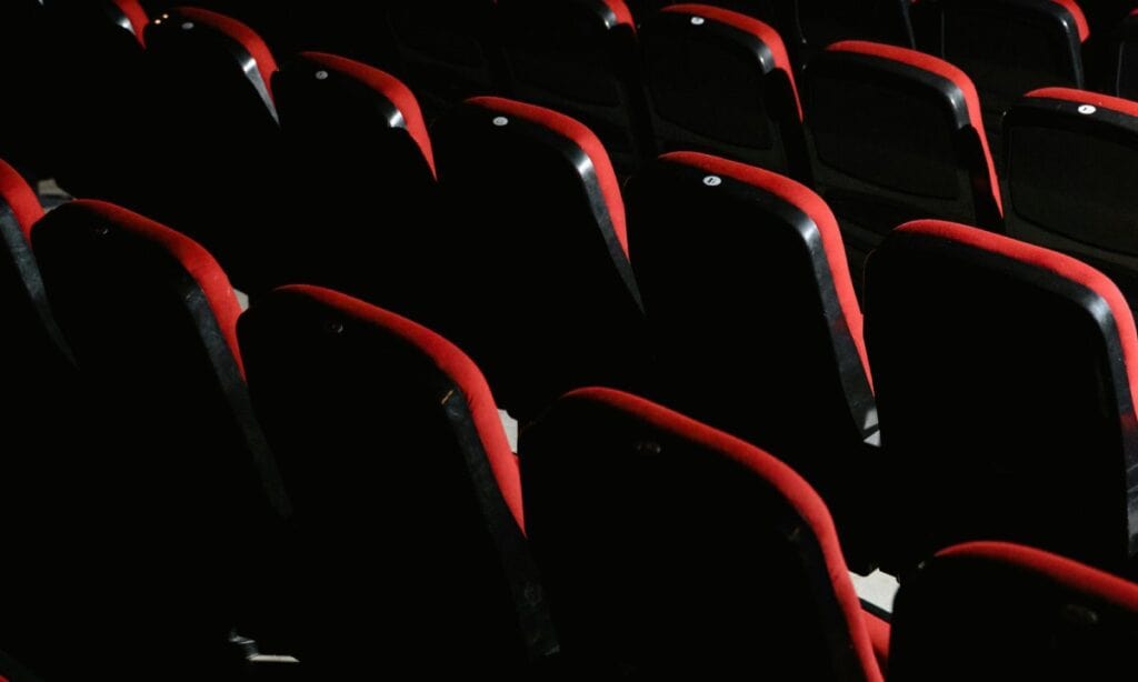 Cinema en Bogotá tendrá entradas a $1.000: También darán pases gratis durante 1 mes Entrada a cine desde $1.000 y regalarán entradas gratis durante un mes