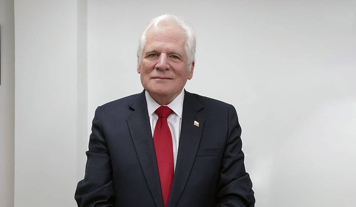 Miguel Uribe Londoño revela su plan económico: ajuste fiscal de $20 billones, eliminación de ministerios y fracking