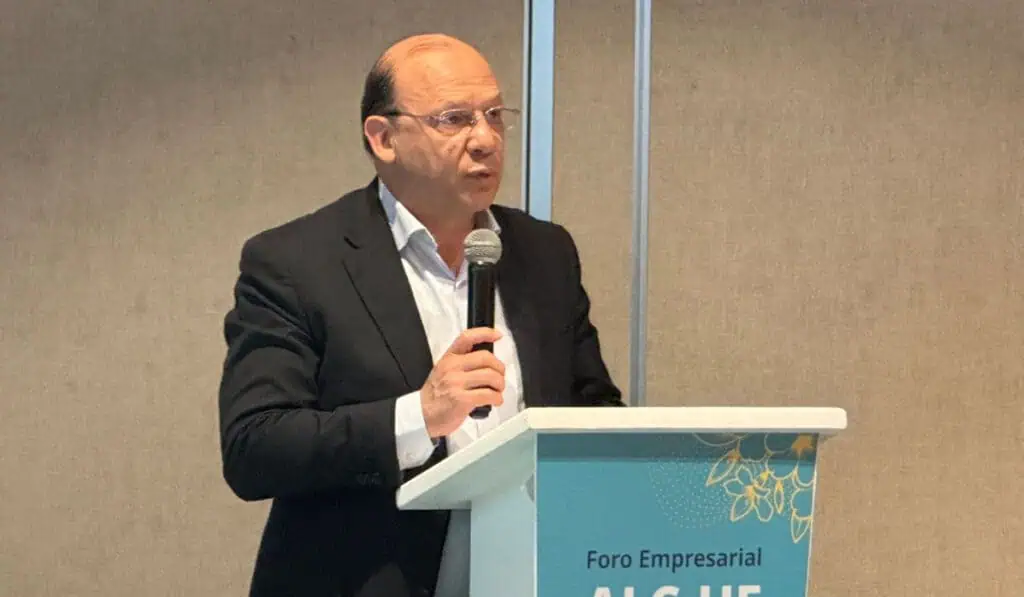 Atención | Corte suspende cobro de la segunda cuota del impuesto al patrimonio, pero solo para un grupo de empresas Ministro de Hacienda, Germán Ávila