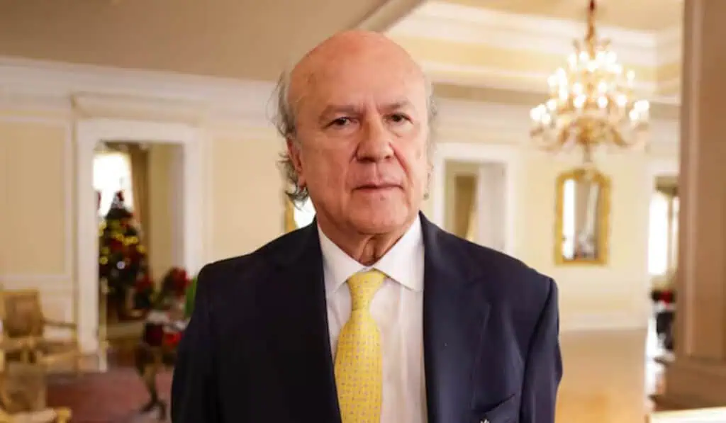 César Julio Valencia, nuevo ministro de Justicia tras la salida de Eduardo Montealegre Ministro de Justicia, César Julio Valencia