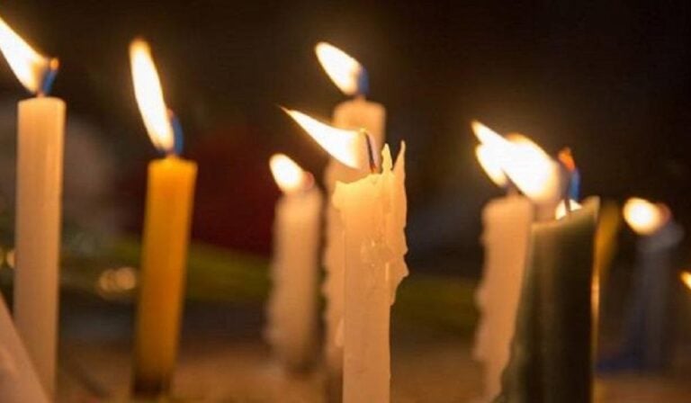 Ciudadanos que prendan velitas en conjuntos recibirán multa de más de $400.000 por esta norma Multa por prender velitas en conjuntos con exigente norma