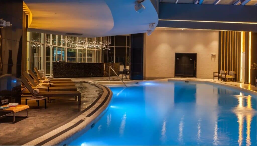 Piscina Golden Tower Panamá. Foto: tomada de la página del hotel.