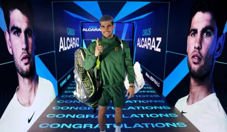 Carlos Alcaraz vuelve a ser número 1 del tenis mundial y rompe su récord anual de ganancias Carlos Alcaraz vuelve a ser número 1 del tenis mundial