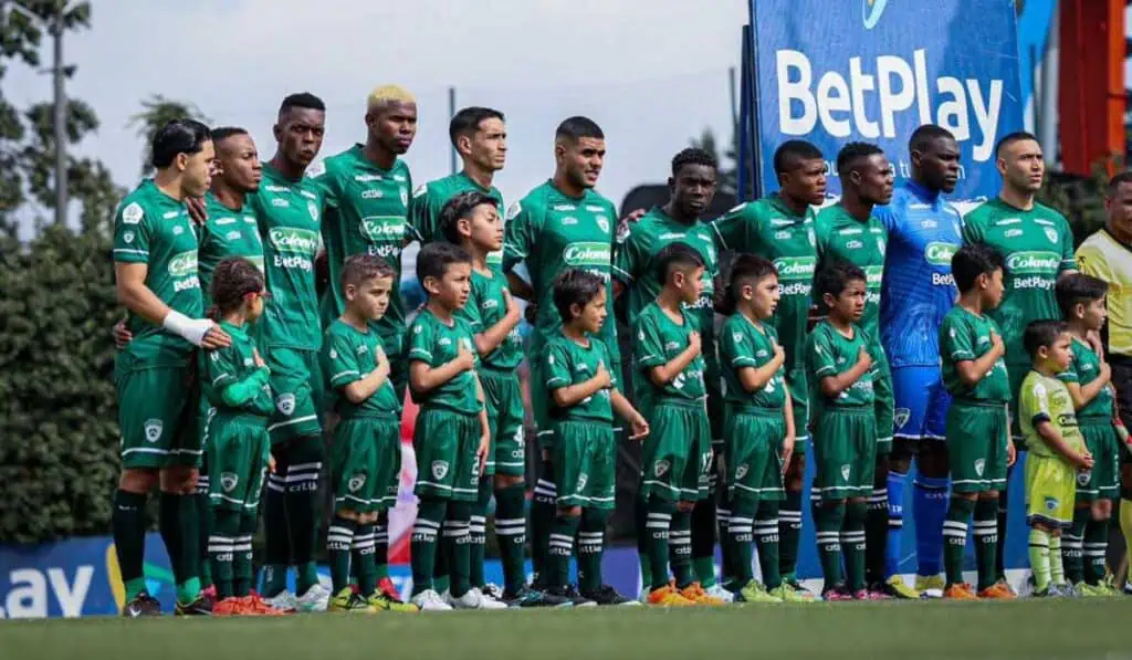 El equipo de fútbol bogotano que desde 2026 cambiará de nombre, colores y escudo El equipo de fútbol bogotano que desde 2026 cambiará de nombre, colores y escudo