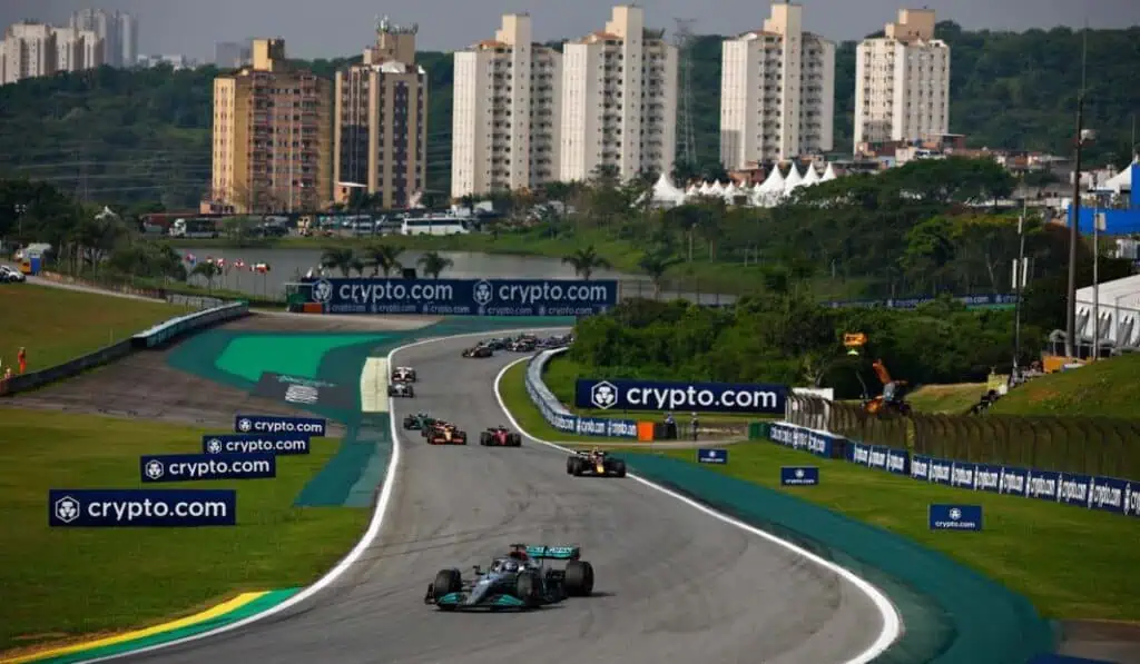 El Gran Premio de Fórmula 1 generará más dinero que cualquier otro evento deportivo en Brasil El Gran Premio de Fórmula 1 generará más dinero que cualquier otro evento deportivo en Brasil