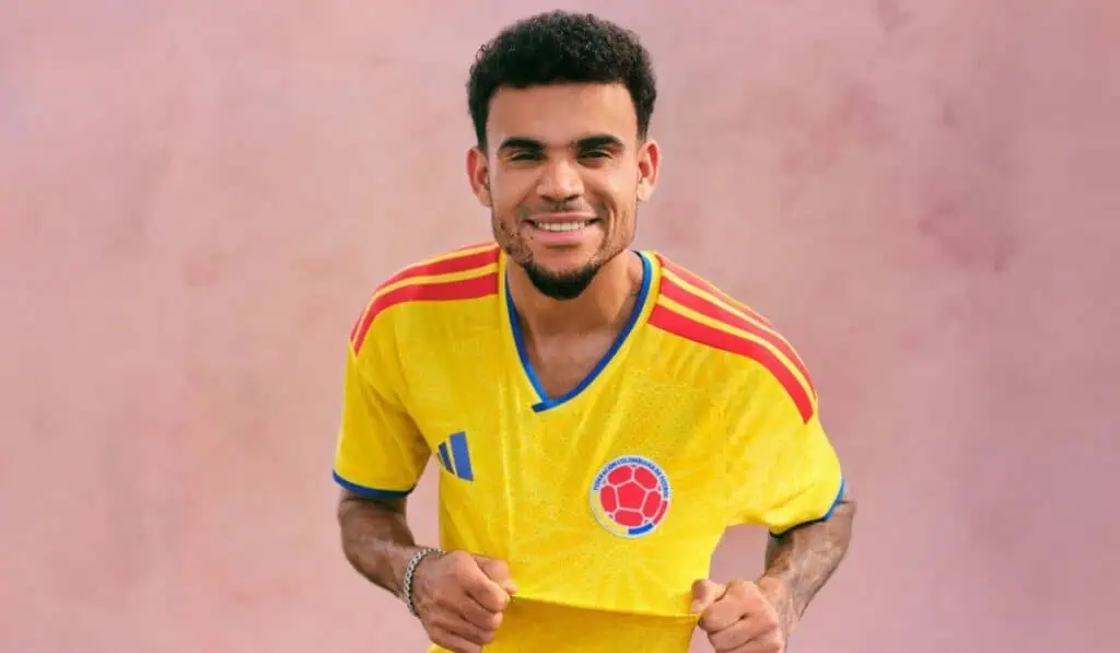 Luis Díaz es el futbolista colombiano con mayor valor de mercado en la historia: Esto subiría con el Mundial 2026 Adidas revela la nueva camiseta de Colombia para el Mundial 2026
