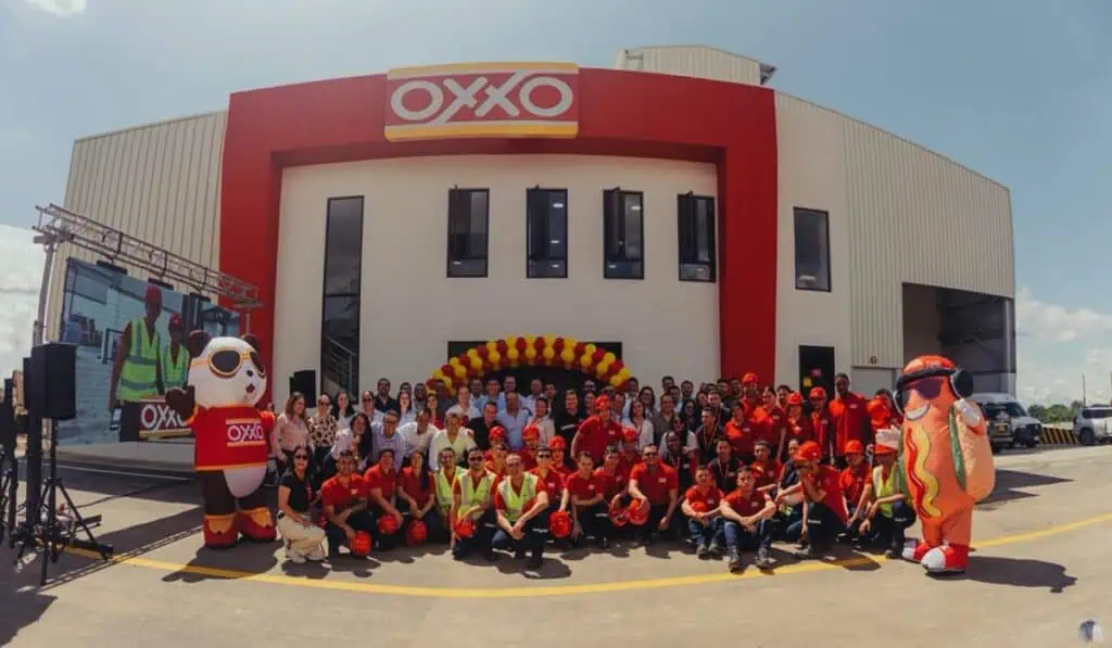 Oxxo pone en marcha nuevo centro de distribución en Risaralda con inversión de $3.000 millones Oxxo pone en marcha nuevo centro de distribución en Risaralda con inversión de $3.000 millones