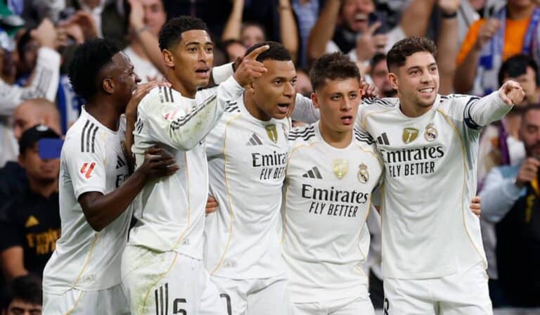 Real Madrid apunta a una valoración histórica para acercarse a las franquicias deportivas más poderosas Real Madrid apunta a una valoración histórica para acercarse a las franquicias deportivas más poderosas